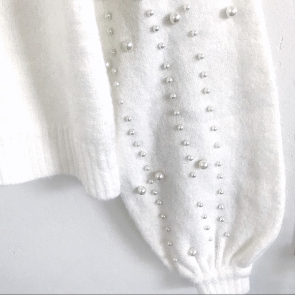 White Embellished Pearl Turtleneck Knit Sweater - Picture 6 of 8